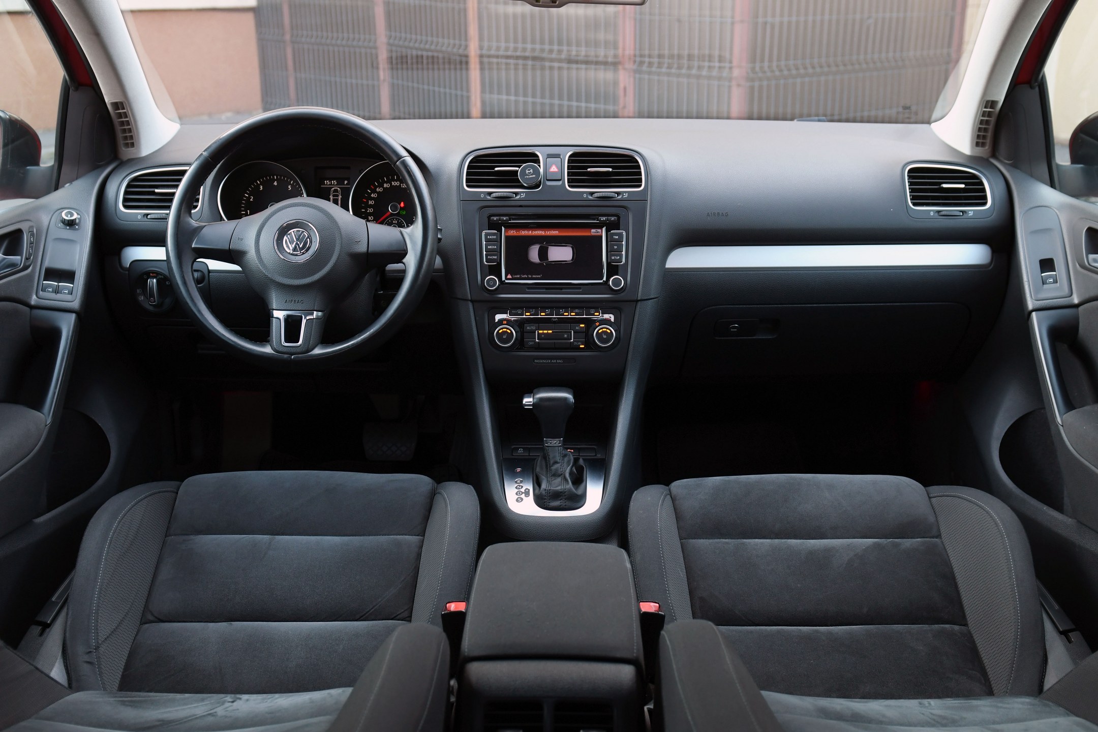 Volkswagen Golf 1.4/160cp BiXenon/PieleAlcantara  JanteAliaj17/LedSpate/