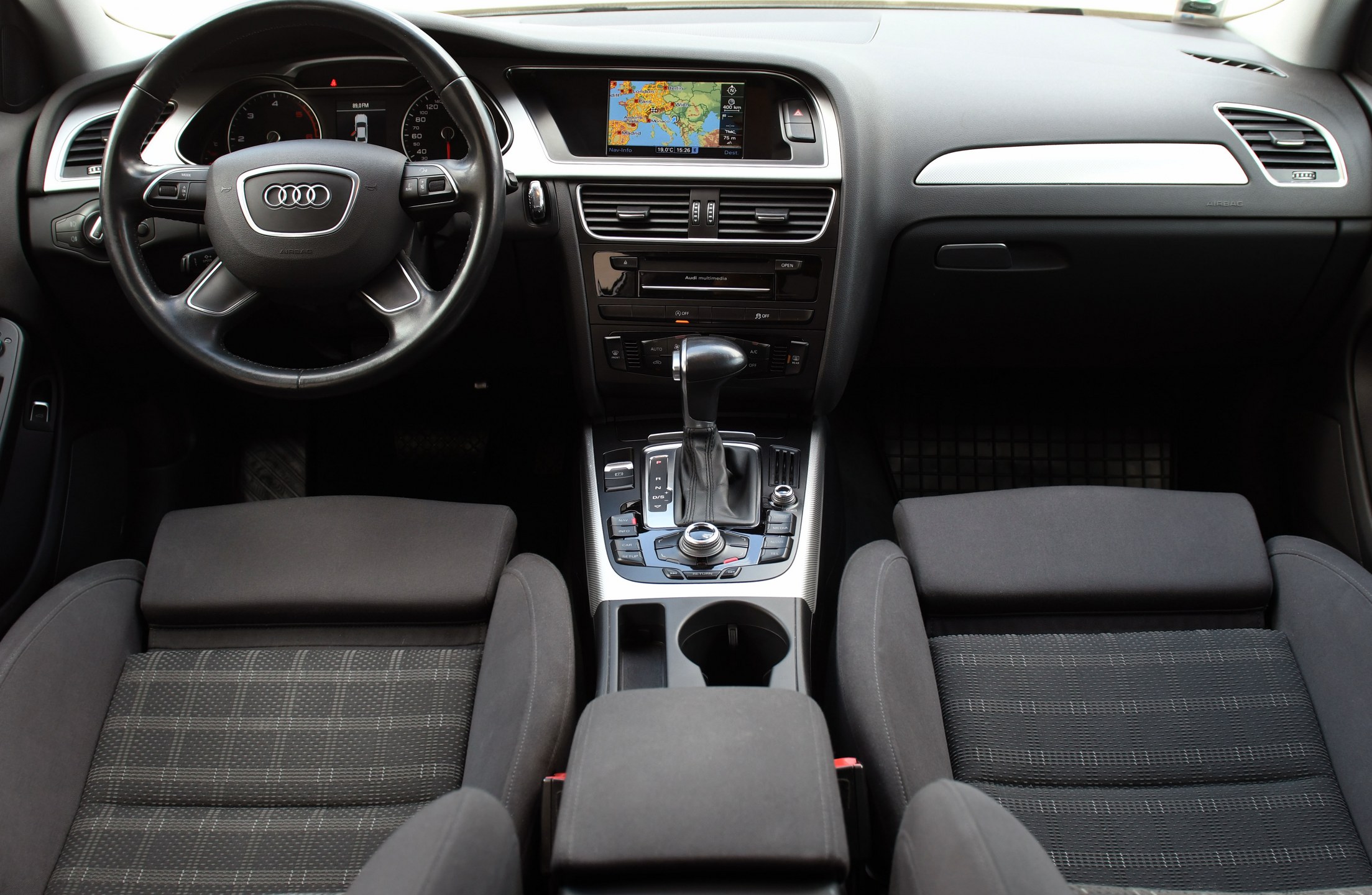 XENON LED NAVIGATIE SCAUNE SPORT JANTE S LINE 18