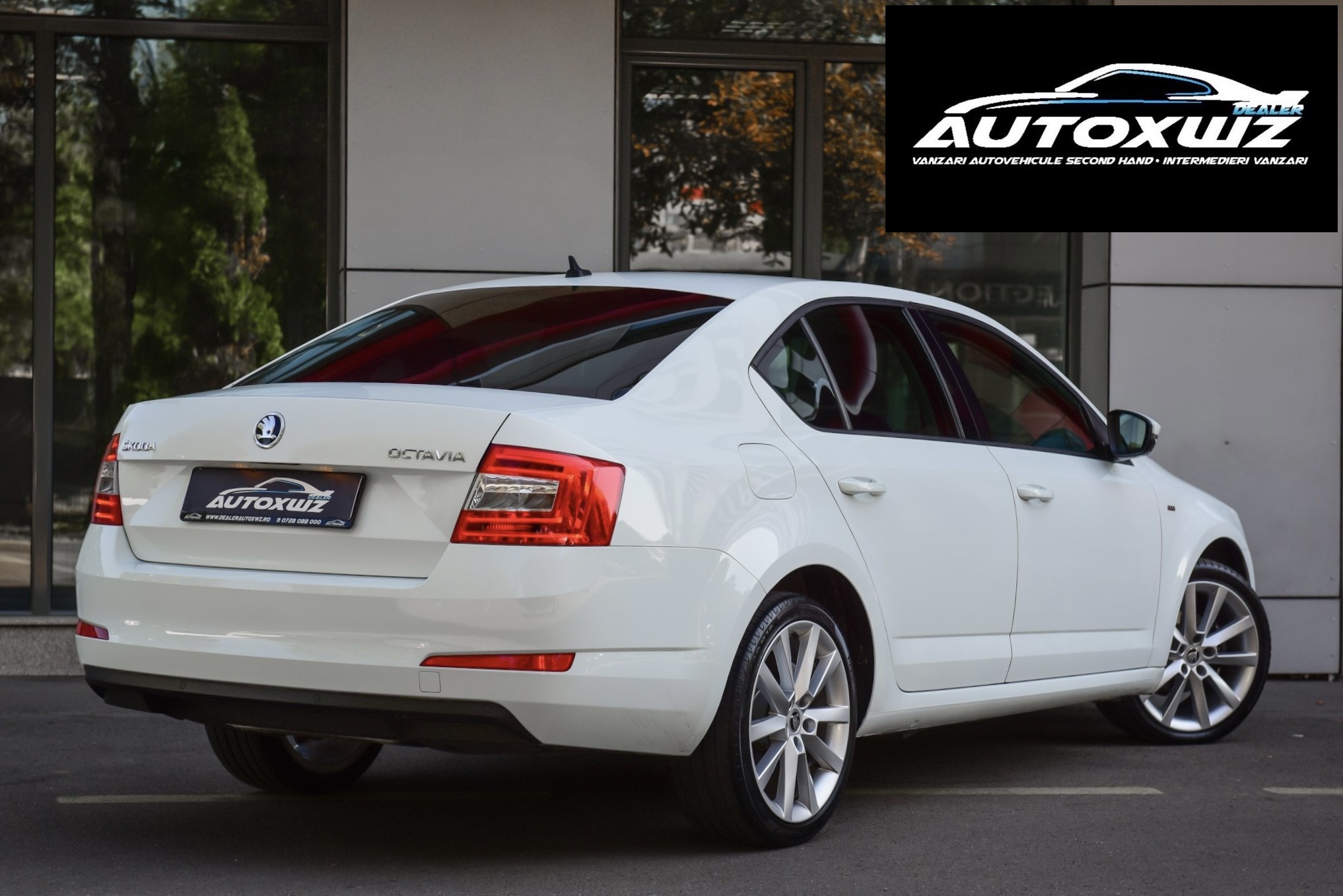 BI XENON NAVIGATIE PARK ASSIST JANTE ALIAJ 18/MODEL JOY TVA DEDUCTIBIL