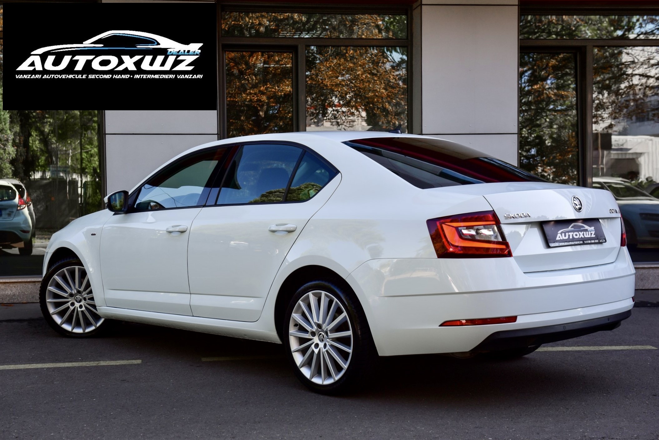 150CP FARURI LED NAVIGATIE PARK ASSIST MODEL DRIVE