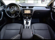 FARURI LED NAVIGATIE PARK ASSIST 2.0 DSG