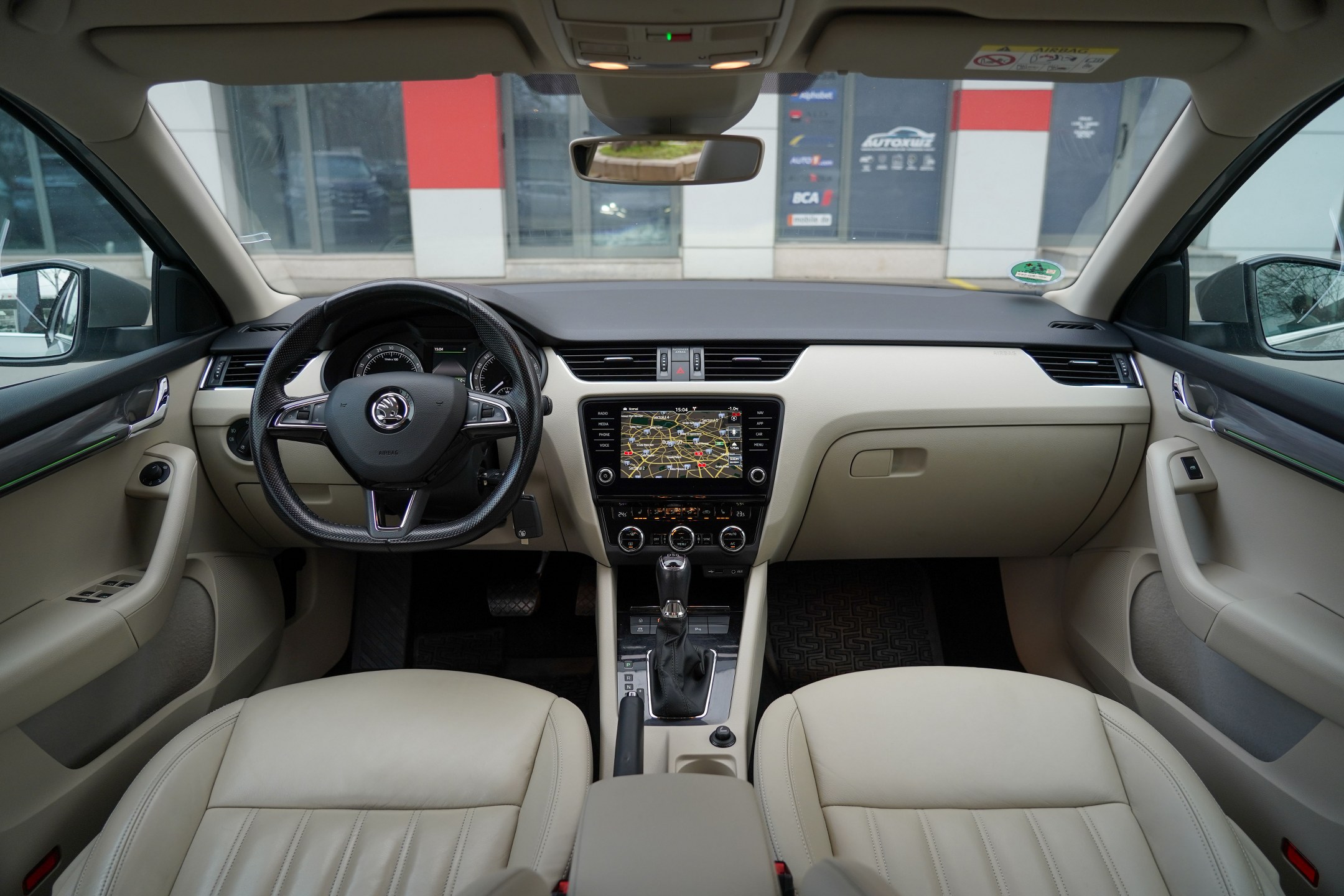 2.0 150cp DSG FARURI LED  PIELE BEJ DISTRONIC CAMERA MARSALIER