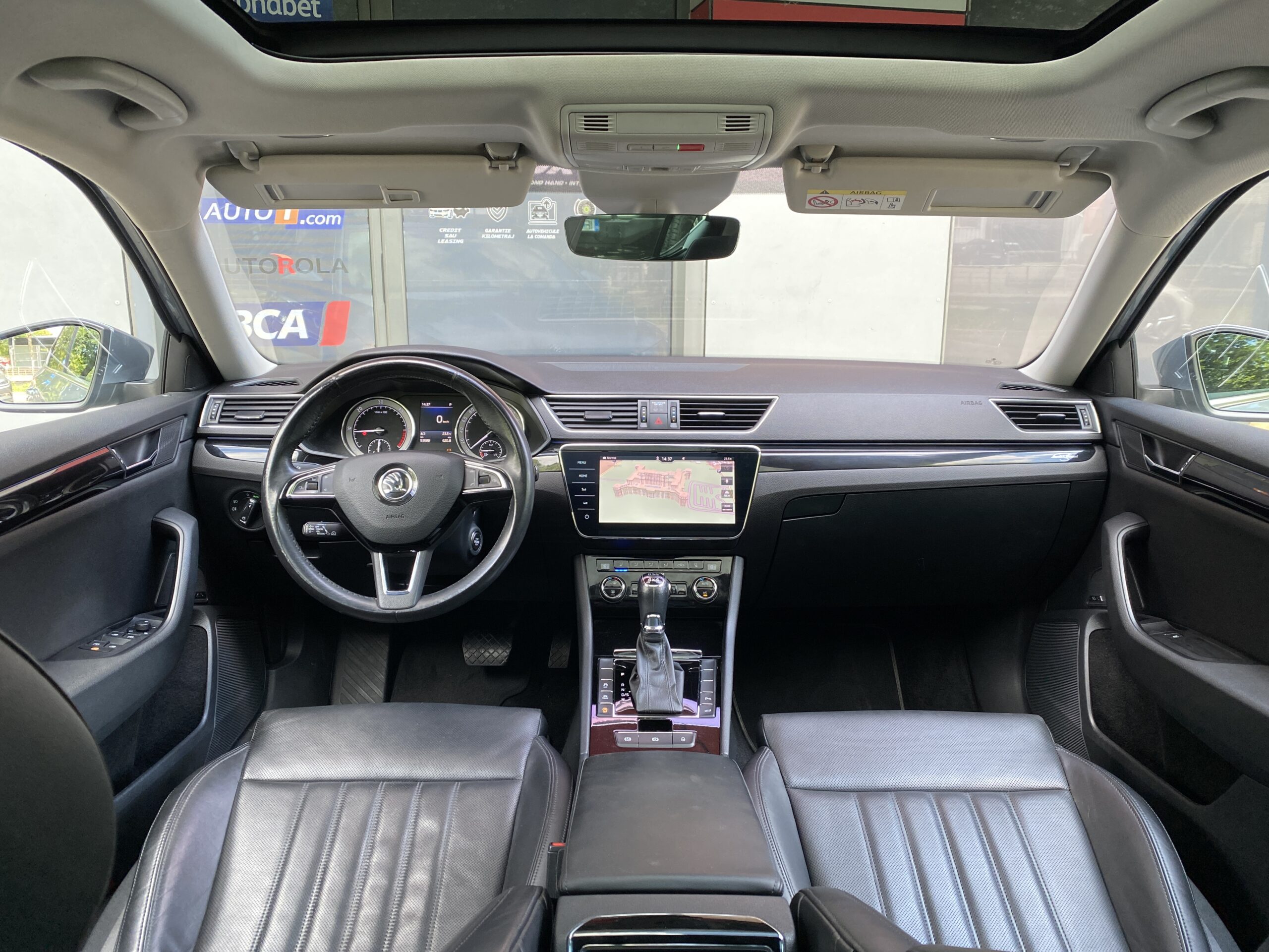 4X4 DSG XENON LED PANO KeyLess Piele Ventilatie