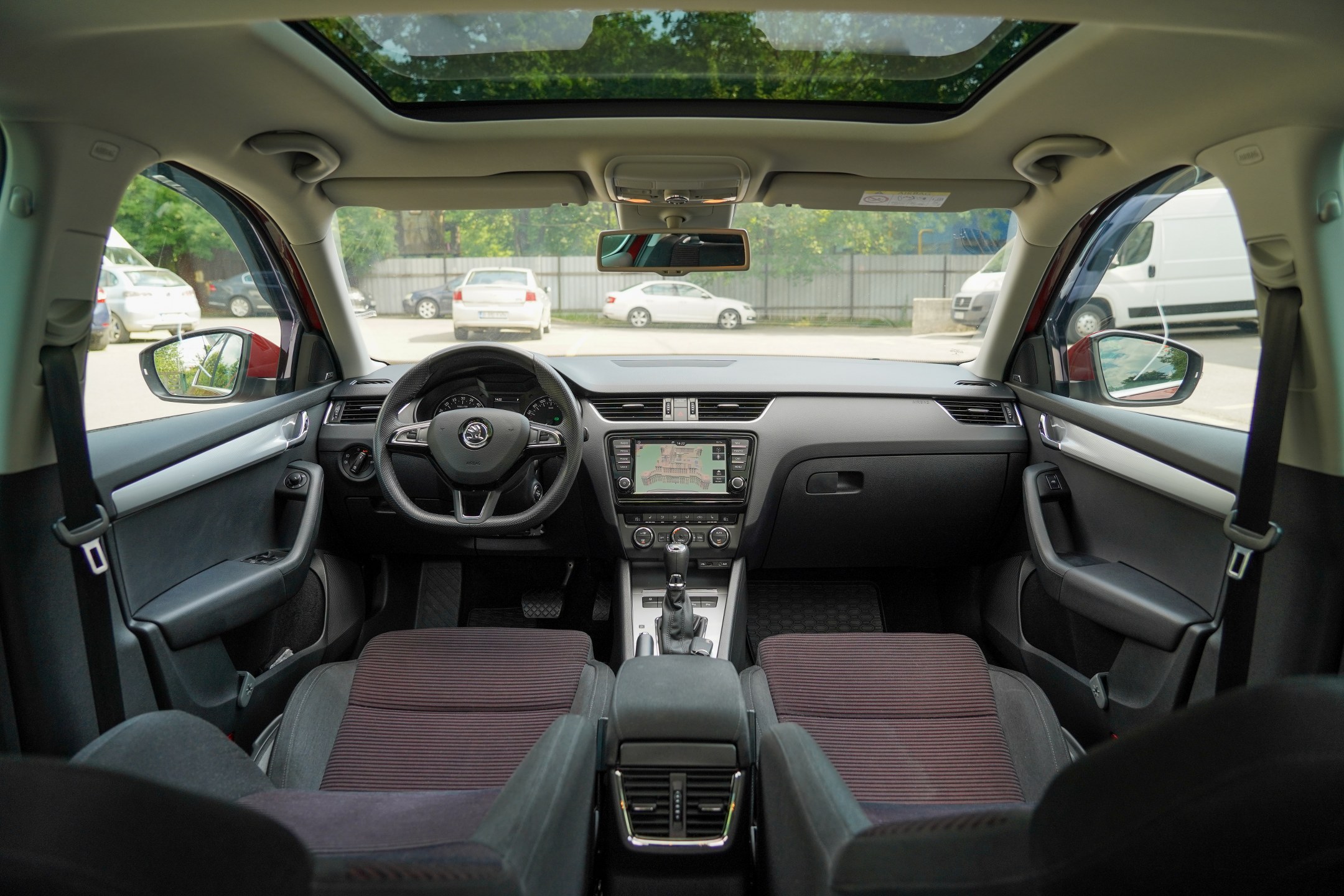 TRAPA PANORAMICA XENON LED KEYLESS KANTON SCAUNE SPORT