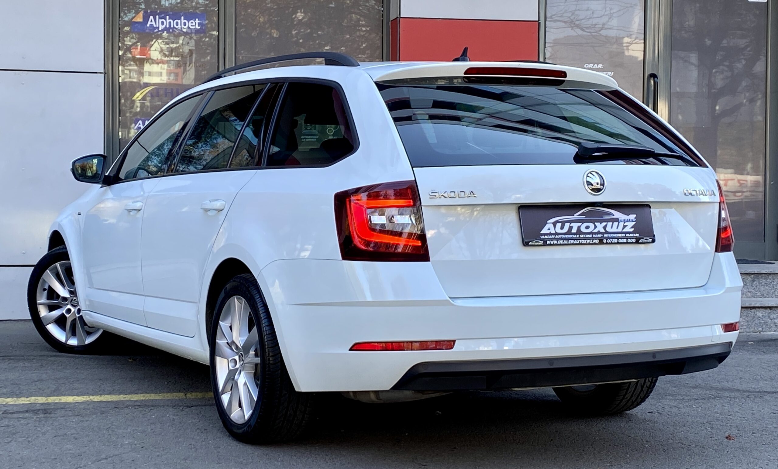 2.0TDI 2018 DSG 4×4 FARURI LED WEBASTO SUNET KANTON CAMERA MARSALIER