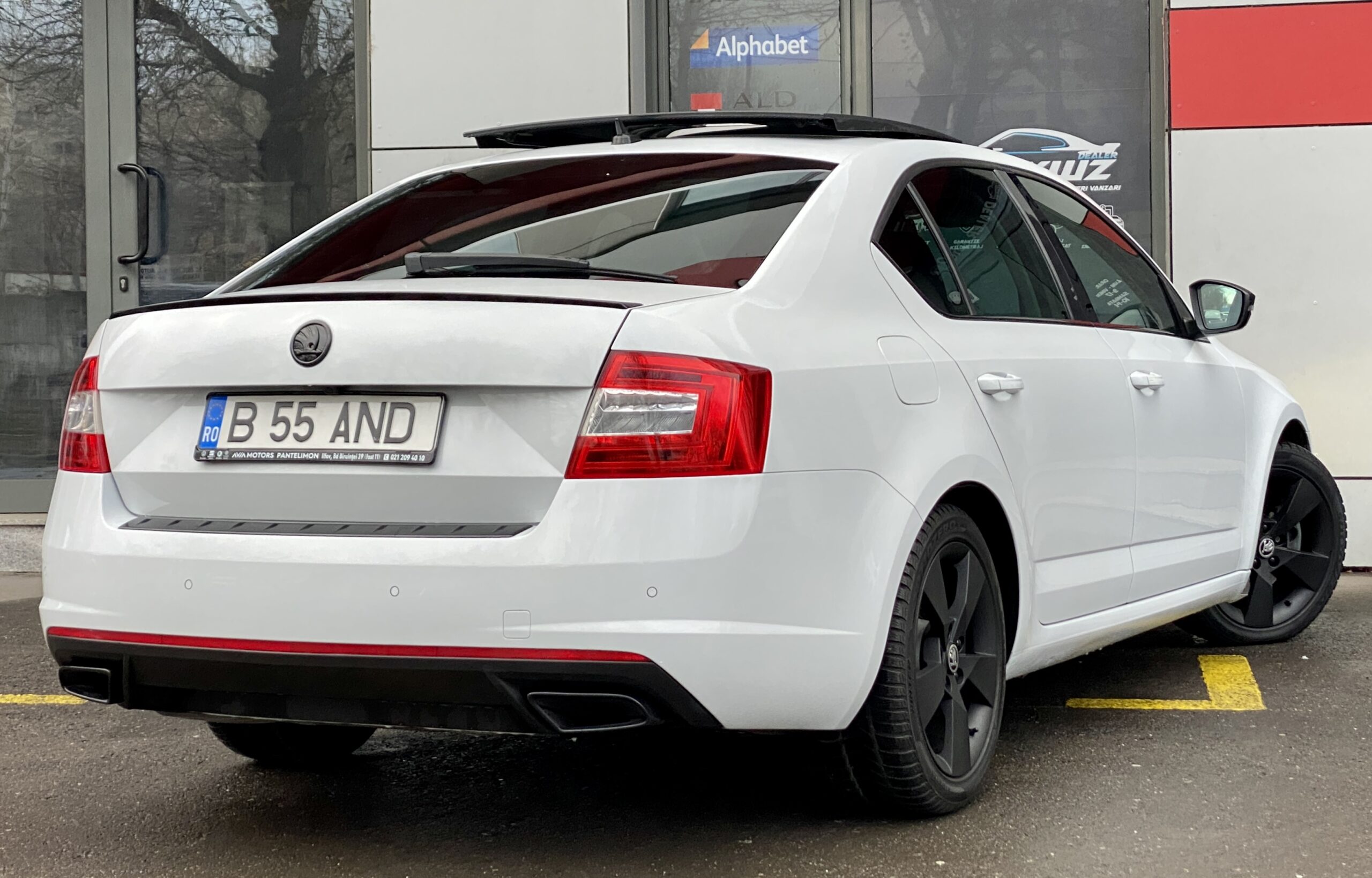 RS 4×4 DSG XENON LED TRAPA CAMERA KEYLESS