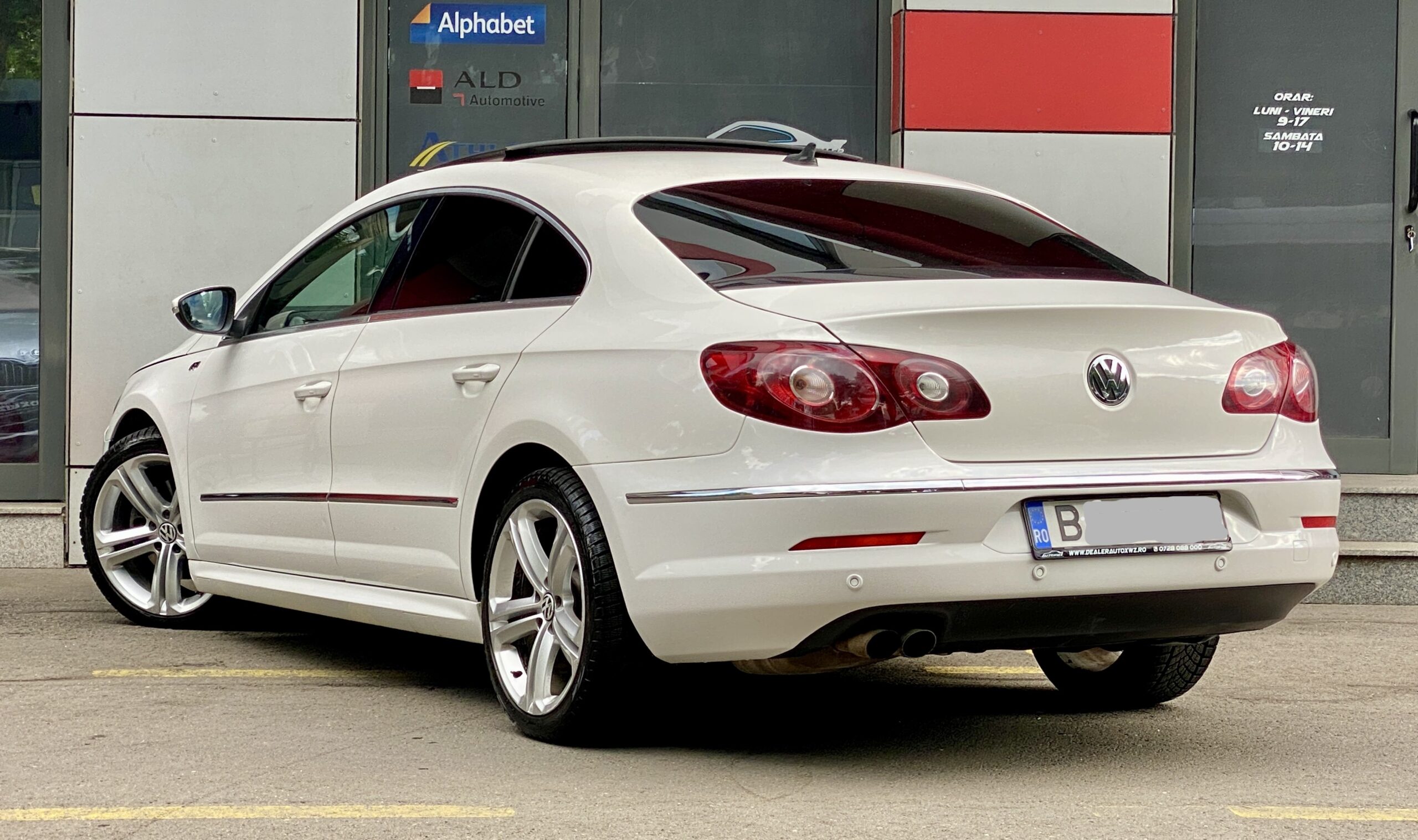 R-Line 200CP BiXenon Piele Trapa KeyLess Webasto