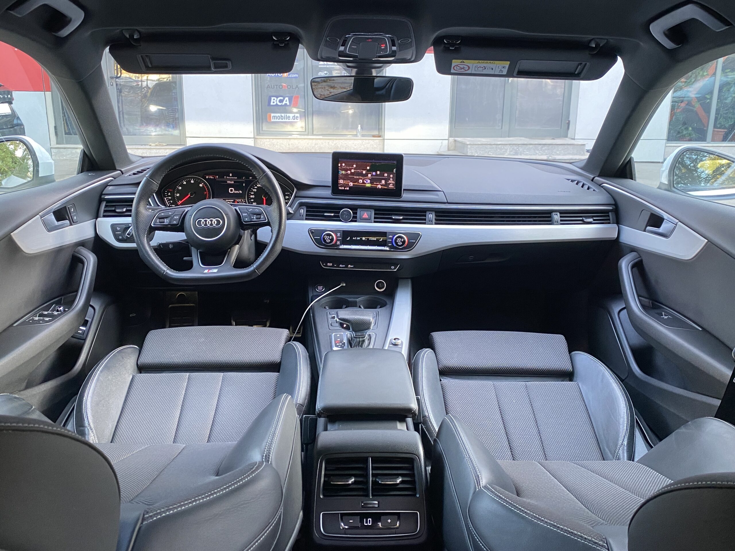 S.Line FaruriLed Piele AppleCarPlay ParkPilot Jante18