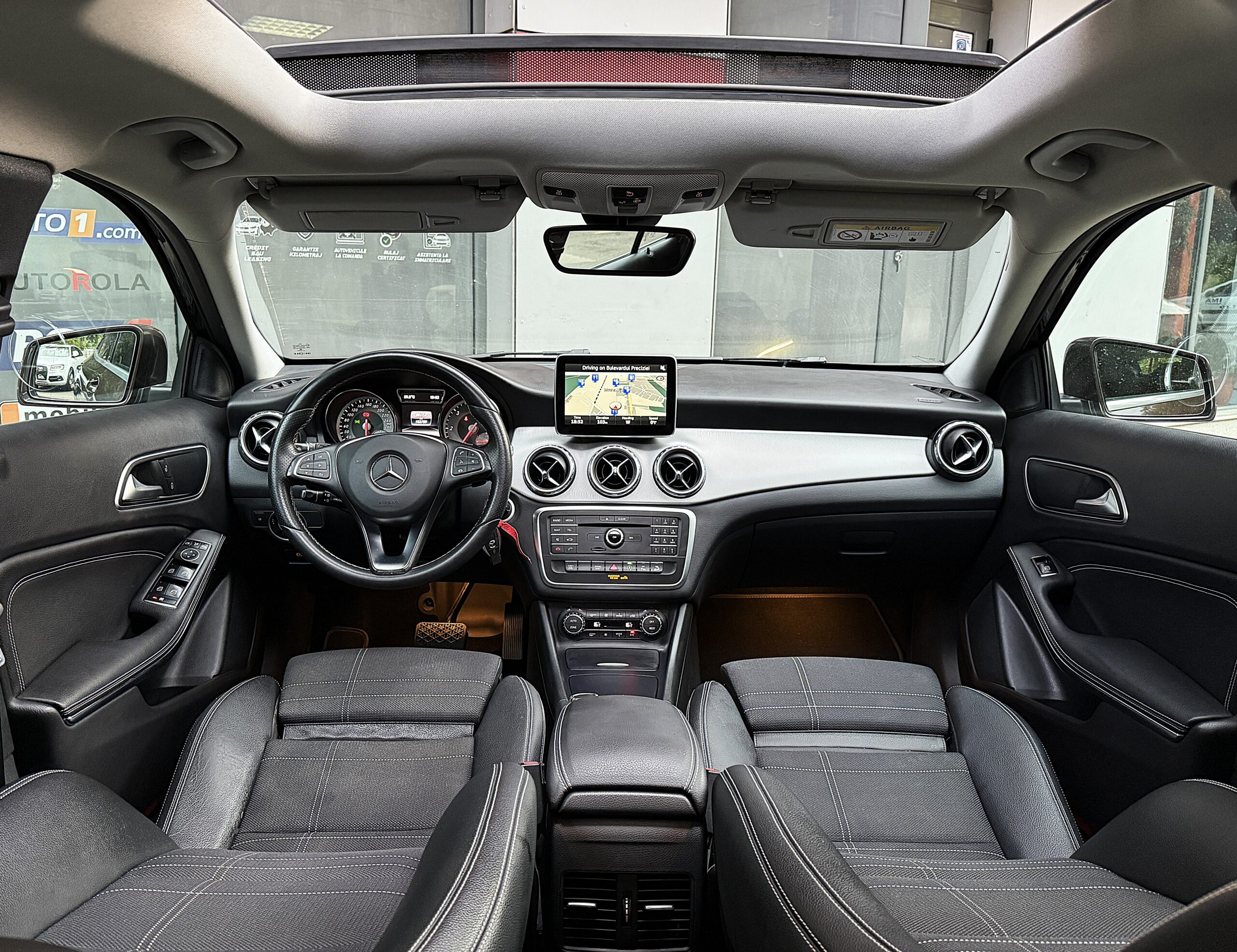 Garantie12.Luni/GLA200/4Matic/Trapa/BiXenon/Piele/Camera/AppleCarPlay