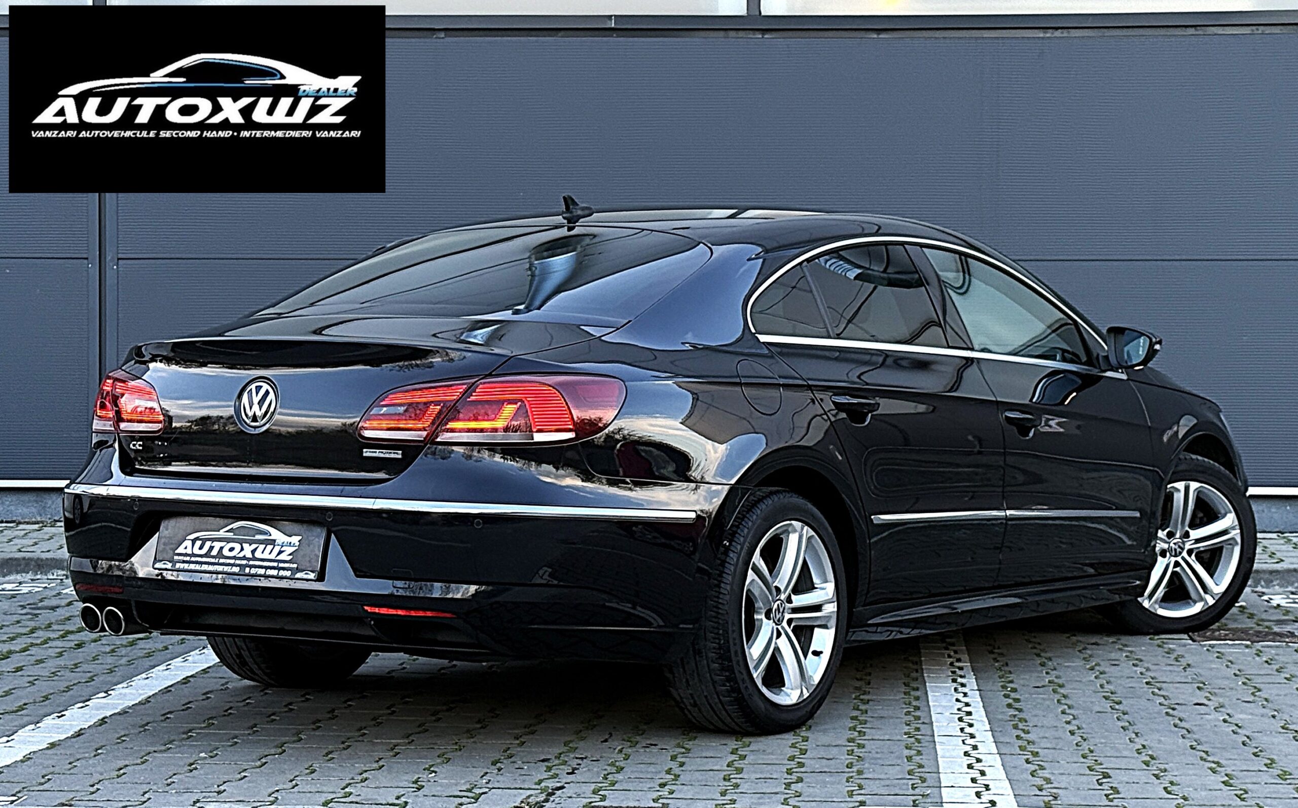 177Cp R.Line BiXenon PieleBiColor Navi KeyLess